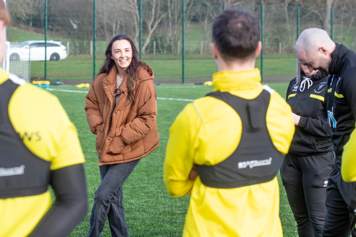 Great to see you today <a href="/itscarolineweir/">Caroline Weir</a> 🏁

The <a href="/ScotlandNT/">Scotland National Team</a> and <a href="/realmadridfem/">Real Madrid C.F.</a> star dropped into training to meet the squad after a special <a href="/parsfoundation/">The PARS Foundation</a> holiday camp appearance 🤝