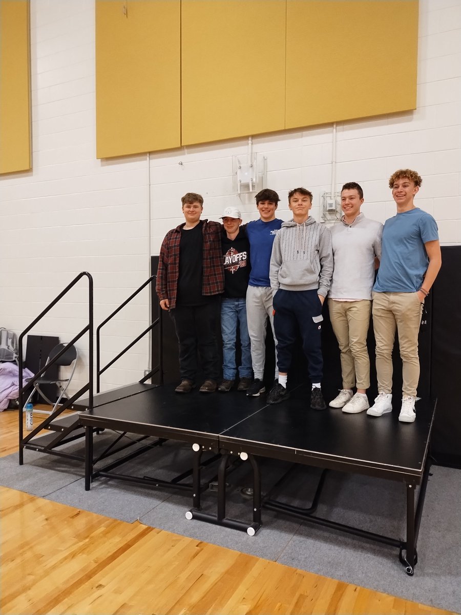 Out of 84 teams, <a href="/CHS_LeadsTheWay/">Clinton High School</a> STEM teams place 1st and 3rd in Structural Load-Bearing and 3rd in Presentation at the @PurdueCE Bridge Bust Competition!! 🌉🏆🏅💰@ccsredwolves <a href="/ccs_super/">CCS~Supt.</a>