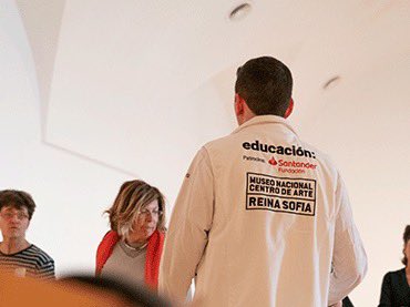 ¡EL <a href="/museoreinasofia/">Museo Reina Sofía</a> DESPIDE A SU EQUIPO DE MEDIACIÓN!

Me entristece que una institución que presume de ser “el museo de los vínculos y los afectos” deje a todas sus mediadoras en la calle. 

👇🏻👇🏻