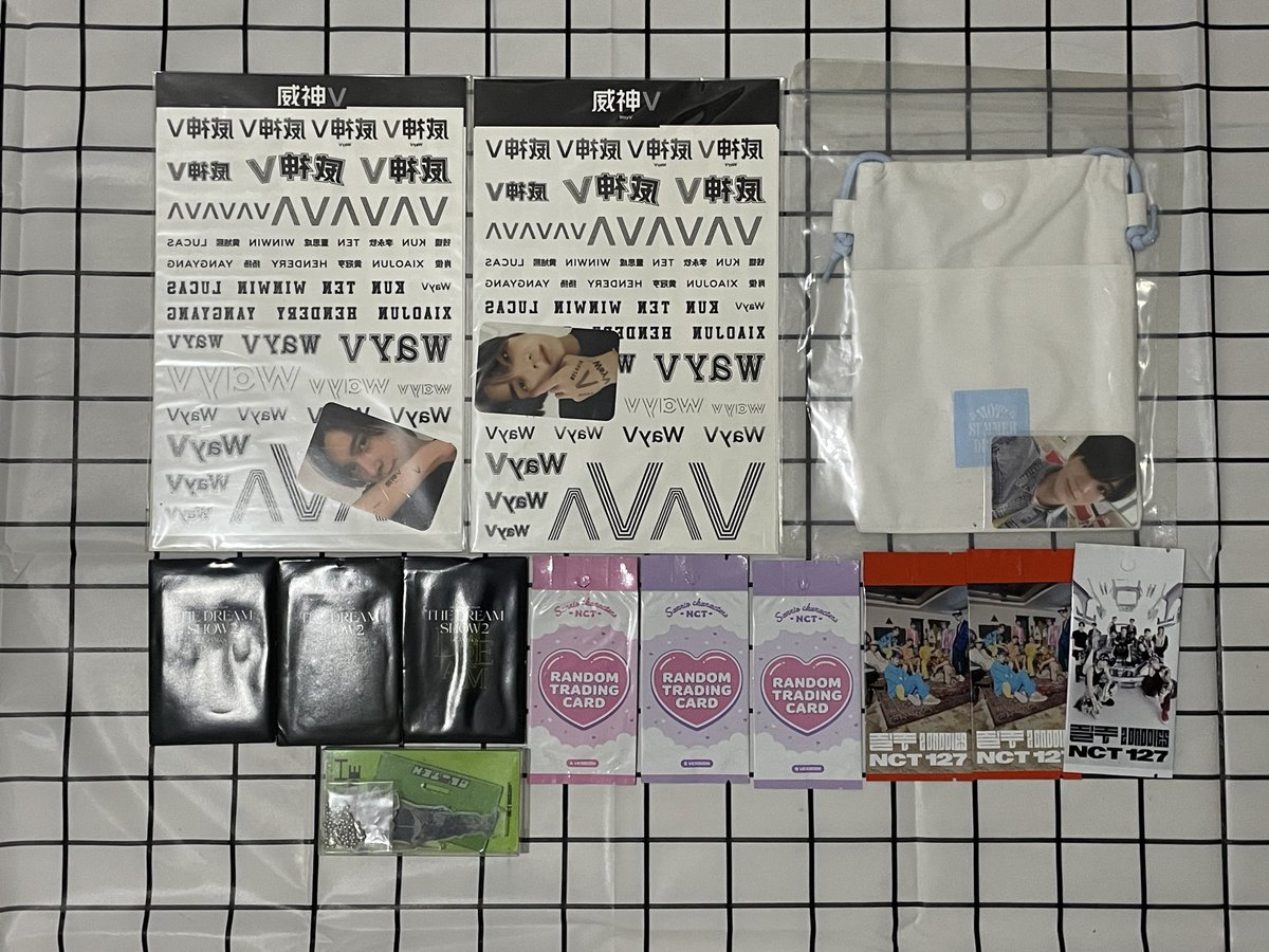 Kgoods_Rush's tweet photo. [CLEARANCE SALE]
NCT &amp; WAYV ALBUM &amp; MERCH

✨ all sealed &amp; new
✨ dom tangsel
✅ sudah inc packing
❌ adm. shopee

✨ co 25.02

tags. nct 127 nct universe wayv nct dream https://t.co/CrLxsX9R6t