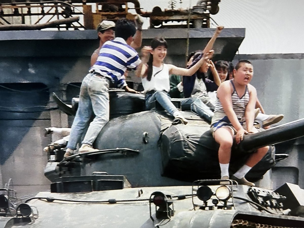 そのとき展示された「61式戦車」には「絶対に触るな」と云われていたが