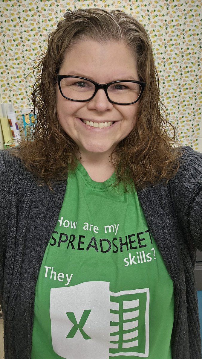 How are my #spreadsheet skills? They #Excel! 🤓 #geekyshirtfriday #TGIF