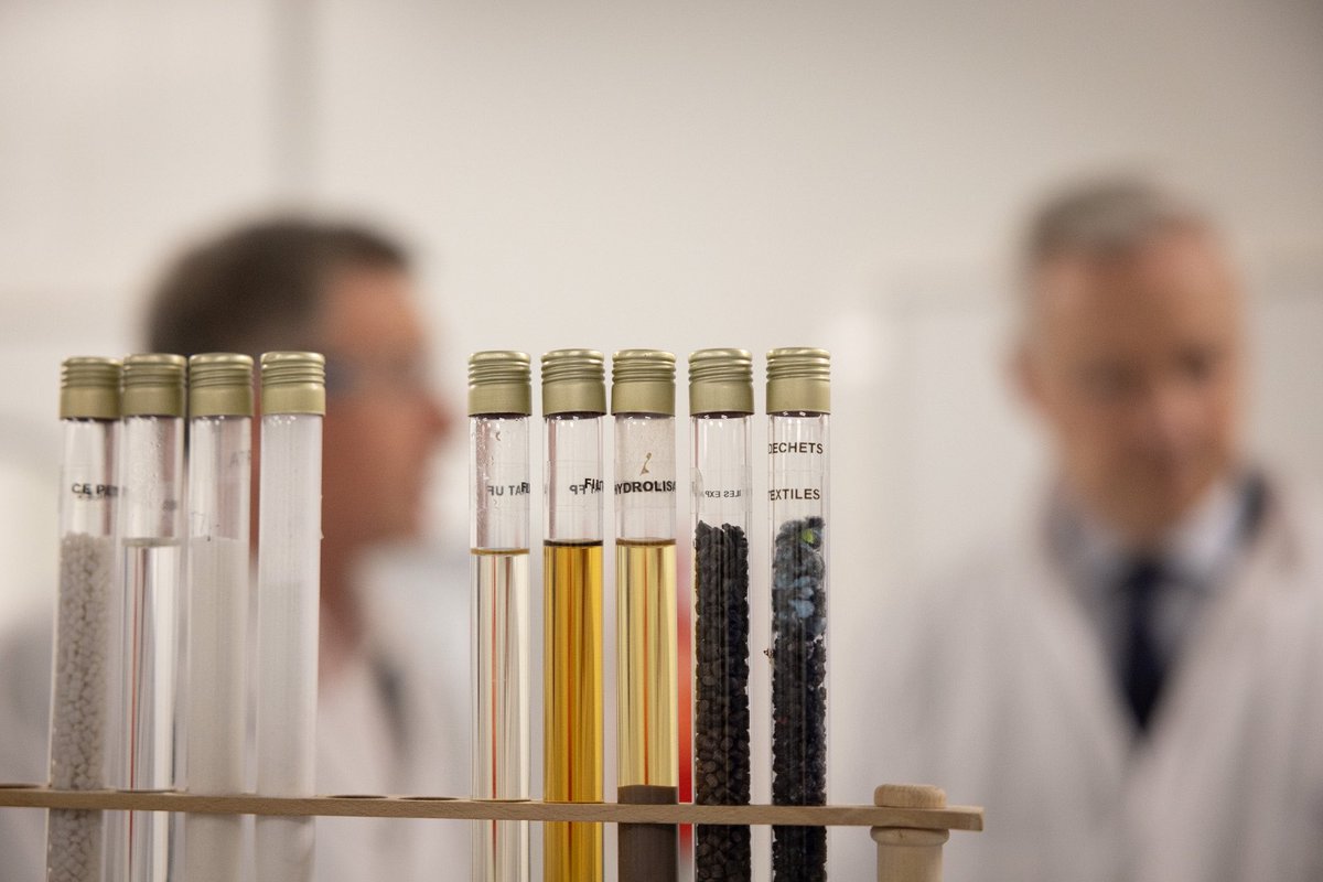 Bruno Le Maire tweet media