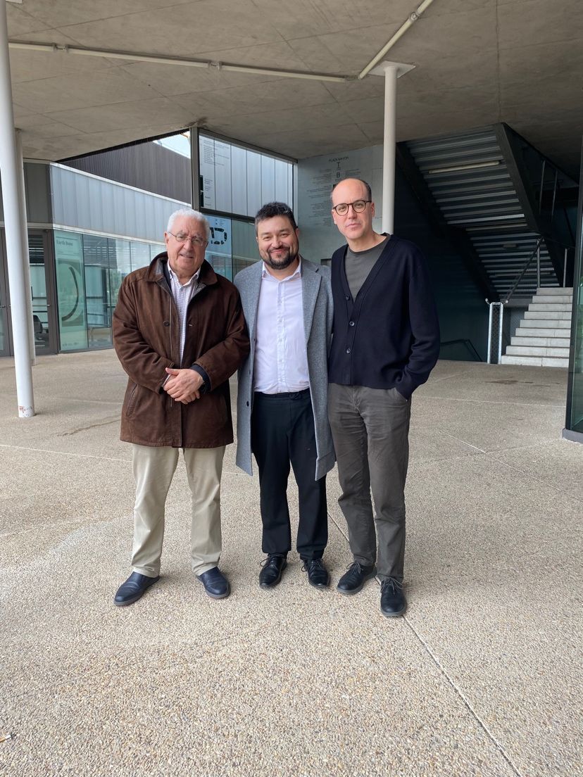 apiolazap's tweet photo. Hola a todos! Esta semana estuve participando como profesor invitado del Máster en Gobernanza y Derechos Humanos de la @UAM_Madrid. Fueron dos sesiones destinadas al estudio de los problemas políticos e históricos de América Latina. Agradecido de la invitación! https://t.co/4Xm4AUH3xi