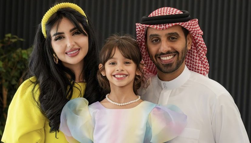 اميره وعبدالرحمن اكثر ناس احب اتابعهم كثير وما امل منهم