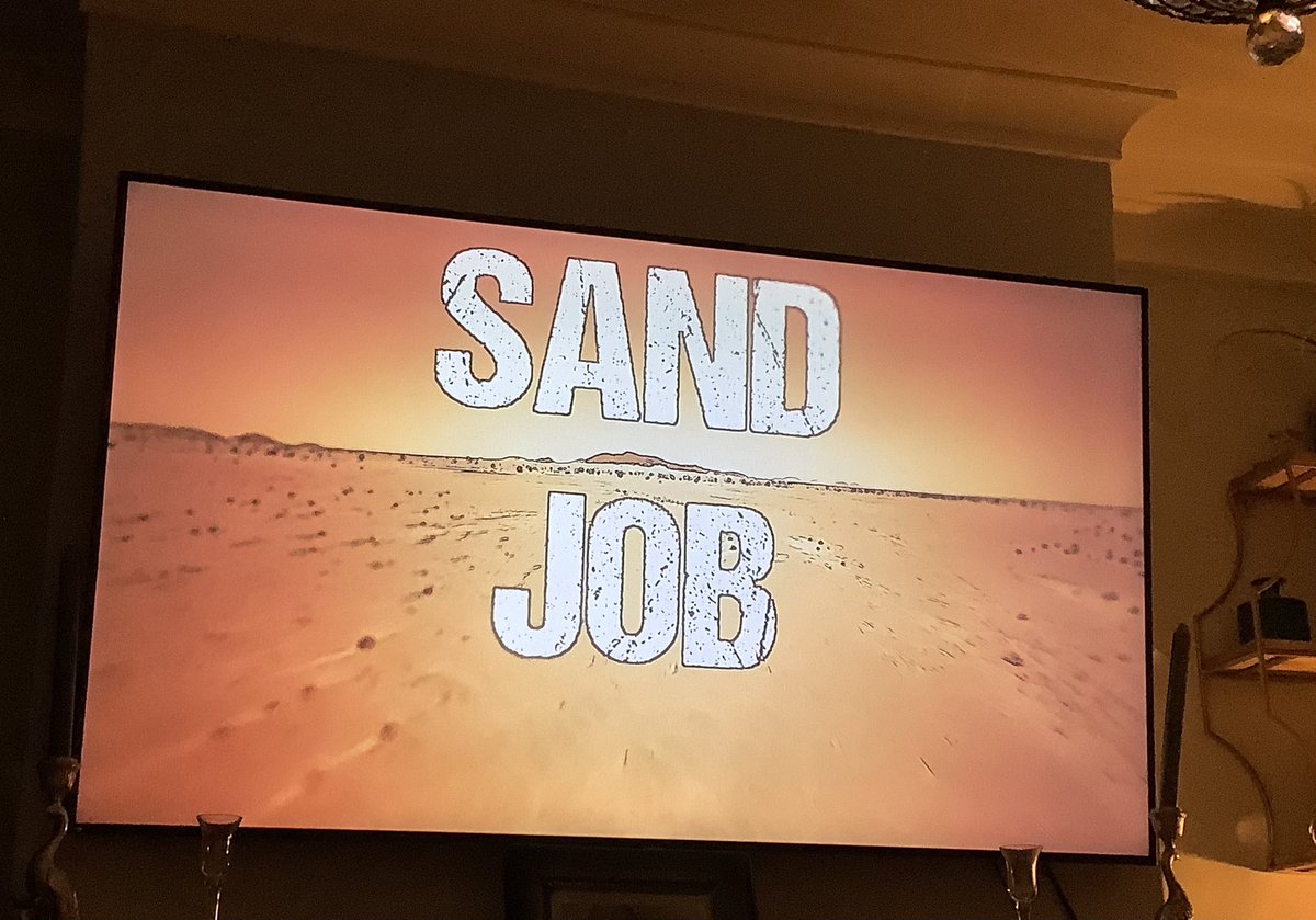 Getting rid of “home from holiday blues” by watching #TheGrandTourSandJob …. Do not disappoint, <a href="/JeremyClarkson/">Jeremy Clarkson</a> <a href="/RichardHammond/">Richard Hammond</a> <a href="/MrJamesMay/">James May</a> 
The pressure is on !