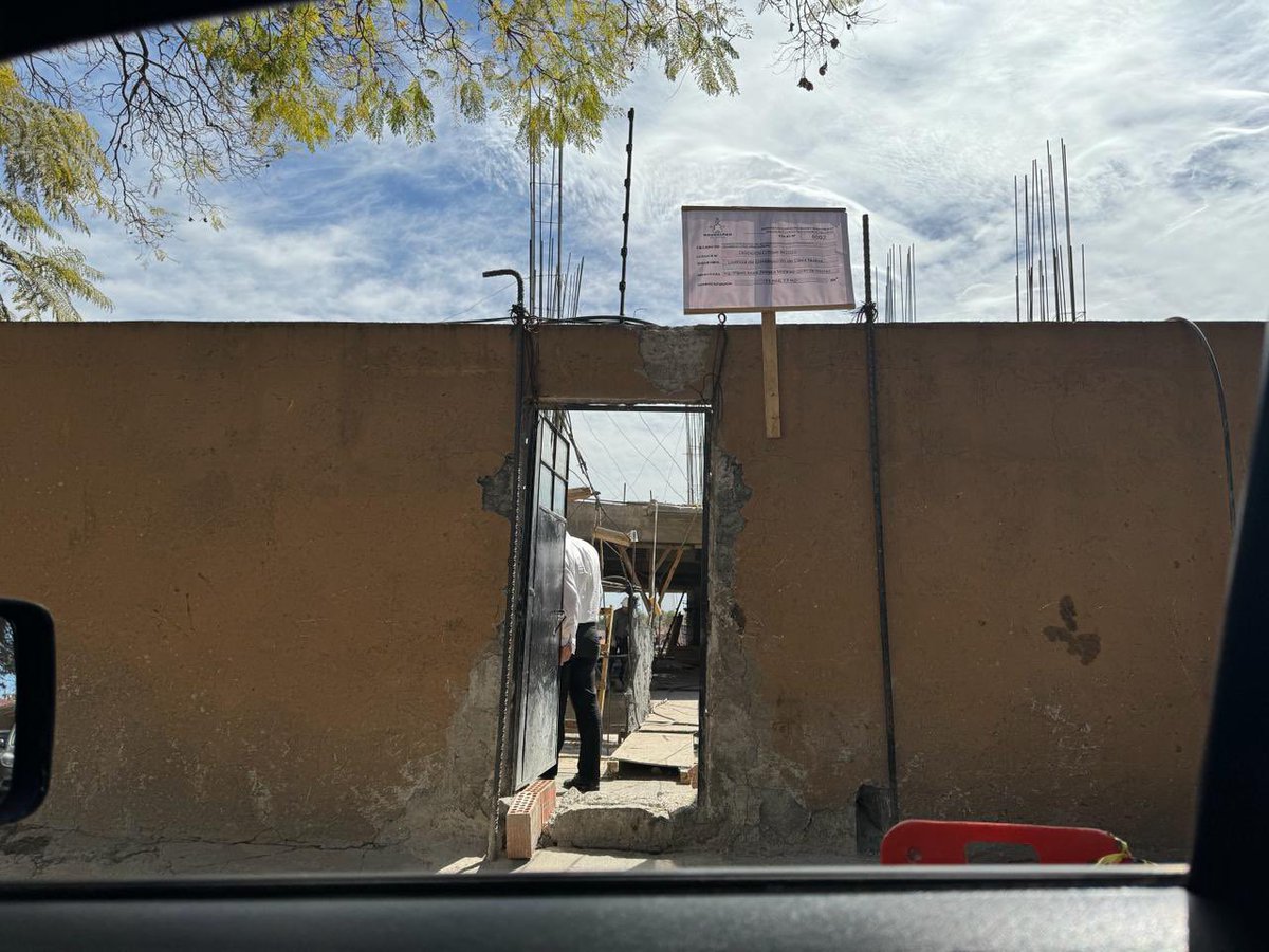 Diana 33 esto es pasar por encima de las leyes y el cuidado ambiental 
Hasta cuando? 
<a href="/angiemoyam/">Angélica Moya</a> <a href="/RominaCDV/">Romina Contreras</a> 
<a href="/latinus_us/">Latinus</a> <a href="/CarlosLoret/">Carlos Loret de Mola</a> <a href="/brozoxmiswebs/">brozo xmiswebs</a> <a href="/lopezdoriga/">Joaquín López-Dóriga</a>