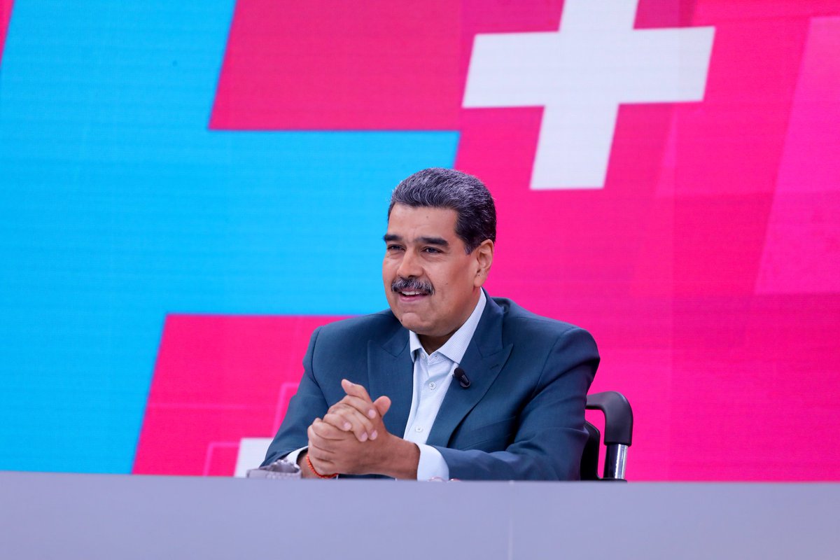 Les digo que estoy muy emocionado... Porque hoy nace LA GRAN MISIÓN VIVA VENEZUELA... La música, el canto, los ritmos, el baile de nuestra Patria... Una verdadera Revolución de la cultura y la identidad nacional... Hagamos viral lo nuestro... Pendientes...