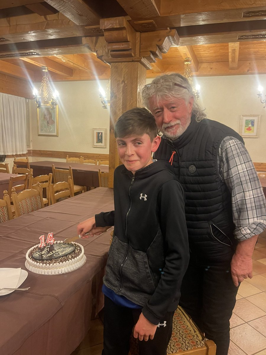 grainnerry's tweet photo. The last hoorah for the Moyle Park College ski trip 2024 ⛷️🇺🇦 A very special way to end the trip celebrating Charlies birthday 🥳 https://t.co/TIwRZzxIph