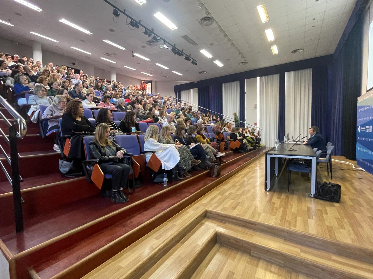 CNuredunna's tweet photo. Avui el nostre equip directiu ha acudit al Consell de Gestió d'Atenció Primària de Mallorca
On han parlat dentre altres coses de la posada en comú d'accions estratègiques, infraestructures, pla formatiu i assoliments en investigació.
#primariadeprimera
@apmallorca @ibsalut https://t.co/kzcMsqWTt0