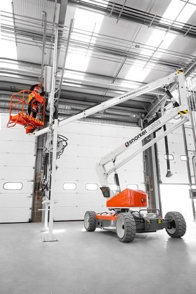 Our A38E has a superb working envelope and proportional controls for precise positioning. POA - for more information please call us on 📞 020 7326 0000

#constructionlife #ukconstruction #constructionuk #londonconstruction #buildinglondon #buildingmaterials #builders