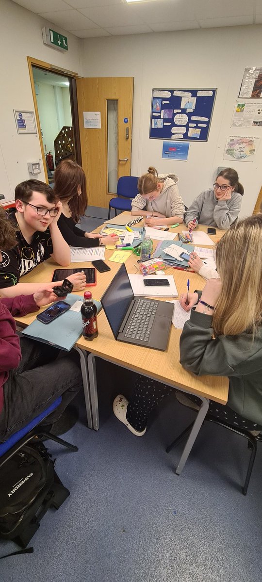 PGHSscience's tweet photo. It's our 2nd annual study residential! Our hard working pupils are using their time well, revising and preparing for their exams.🤩📚 #pghsmillport24 https://t.co/XADX6wZ4JA