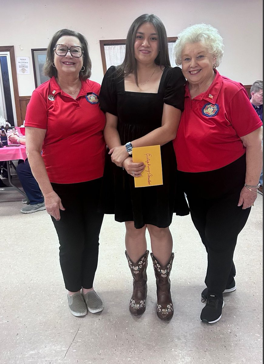 BISD AVID is proud to announce that BHS AVID senior Estephany Avalos was declared the winner of Brenham's Veteran of Foreign War Post 7104's Voice of Democracy essay and speech scholarship competition. Brenham ISD is proud of Estephany's accomplishments!