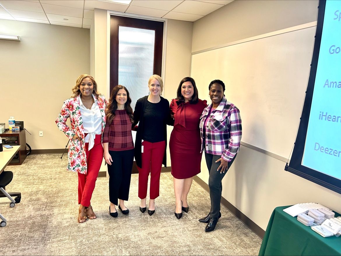 Our quarterly chapter meetings were a success this week! Huge thanks to everyone who joined us!

Mark your calendars for our Women in Leadership Symposiums happening throughout March.

More here: bit.ly/SAWILS24?utm_s…
#WomenInLeadership #WILS20th #txdc