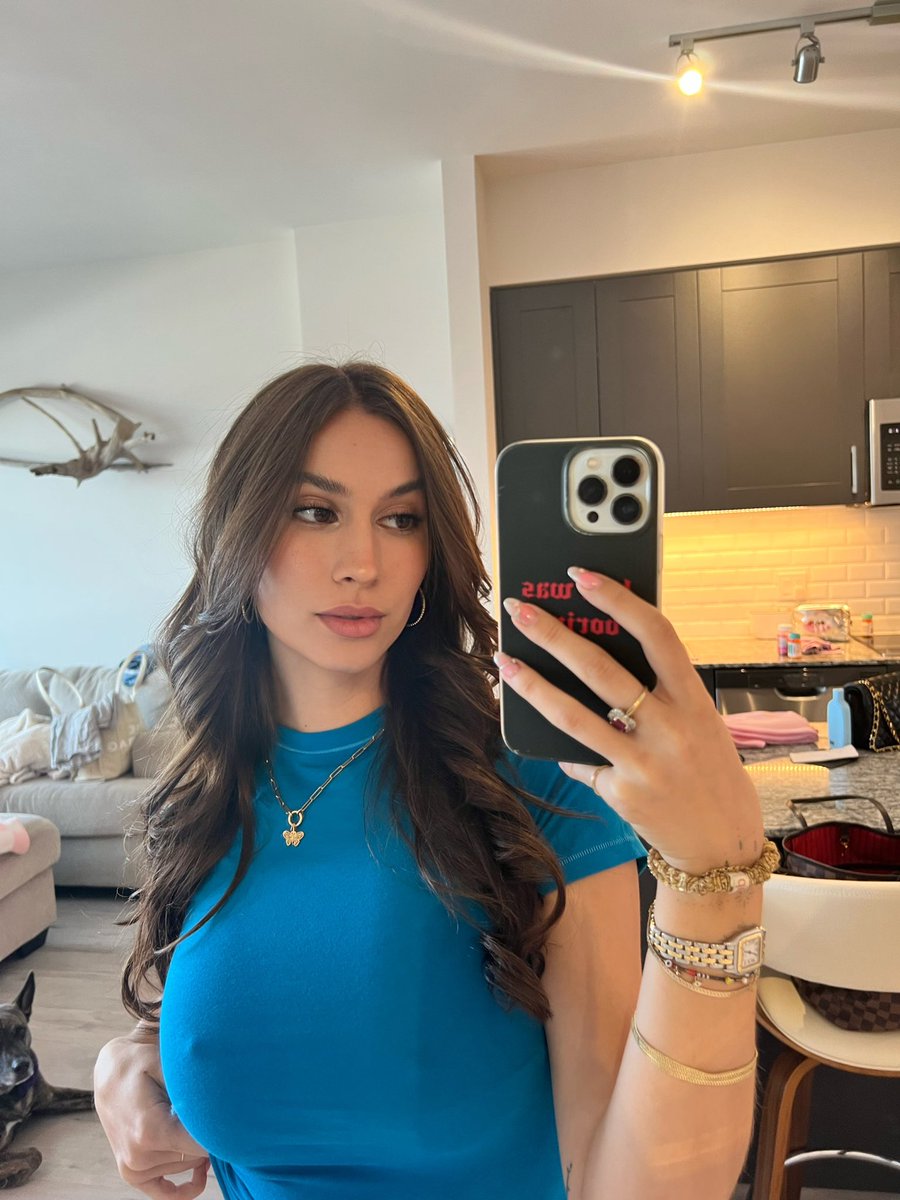 itsyagirlkyliex's tweet photo. no thoughts https://t.co/9aIbTt7HCH