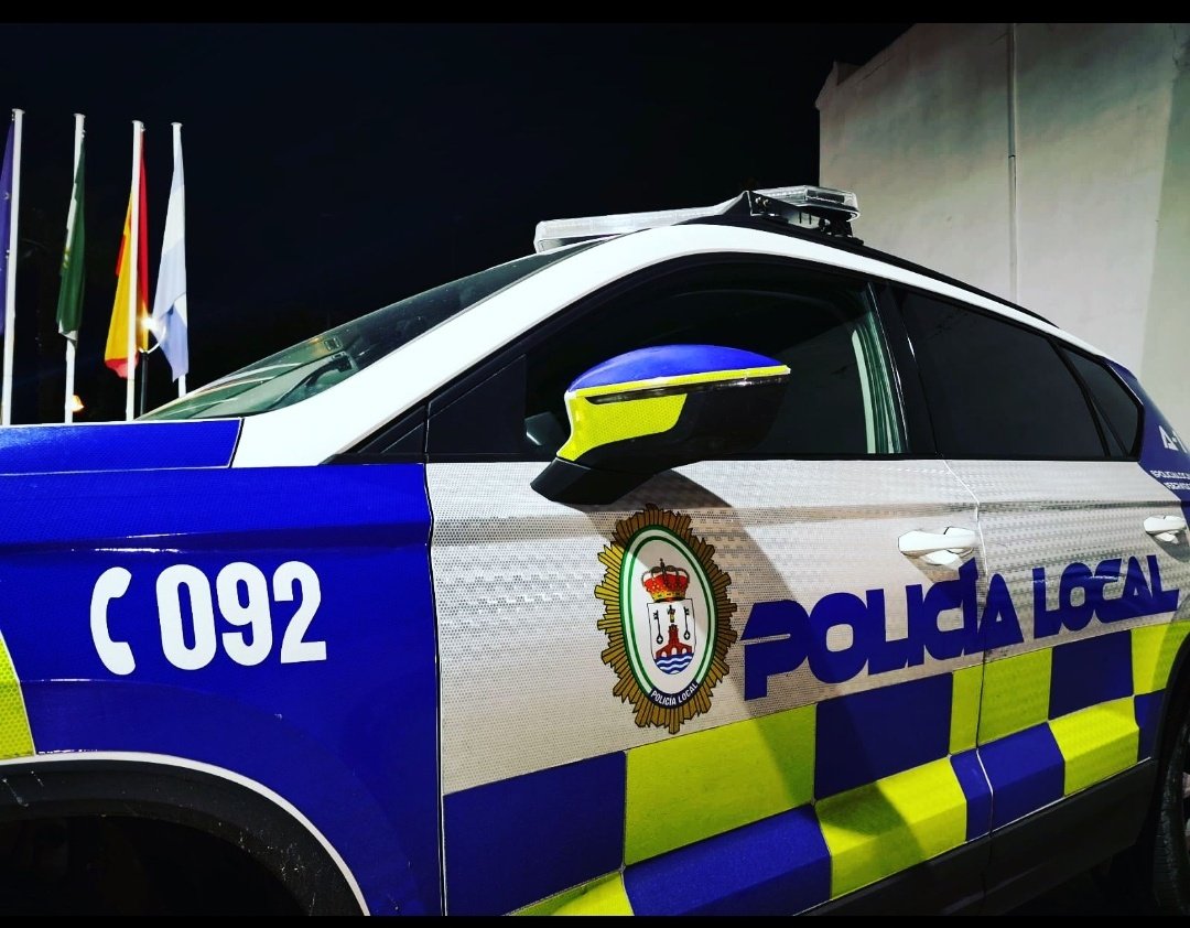 VIOLENCIA DE GÉNERO

<a href="/PoliciaLocalAG/">Policia Local Alcalá de Guadaíra Tlf: 092</a> 
#servidoresdealcala
#viogen
#016 
#092