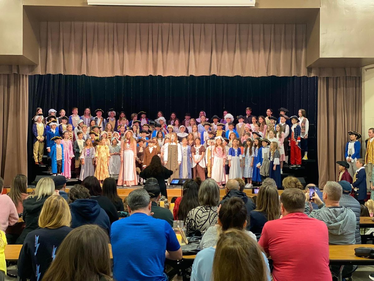 Revolutionary Day! So proud of these 5th graders! 👏🏻🎶🥁❤️