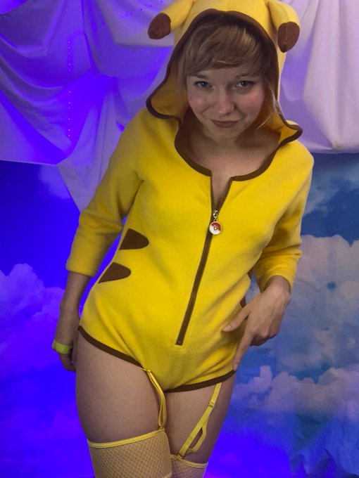 Have you nutted to me today yet? https://t.co/Yew70Umxjo