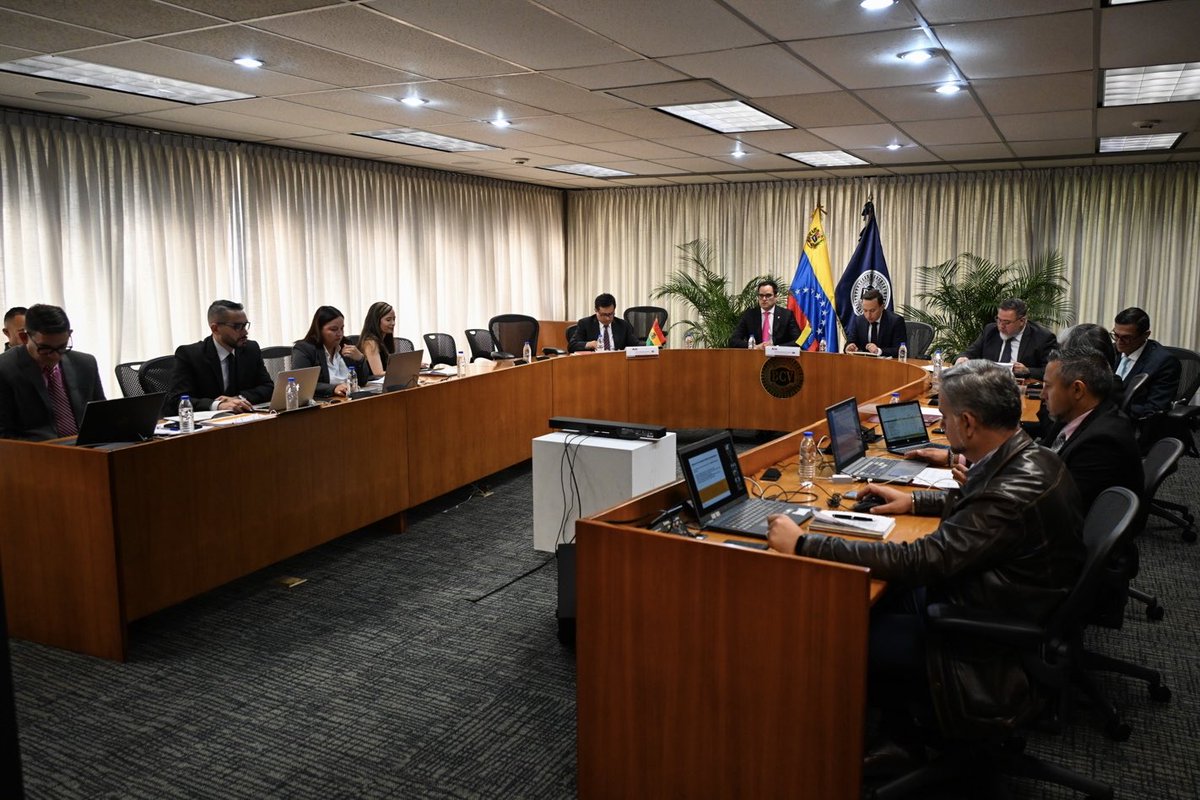 Banco del Alba tweet media