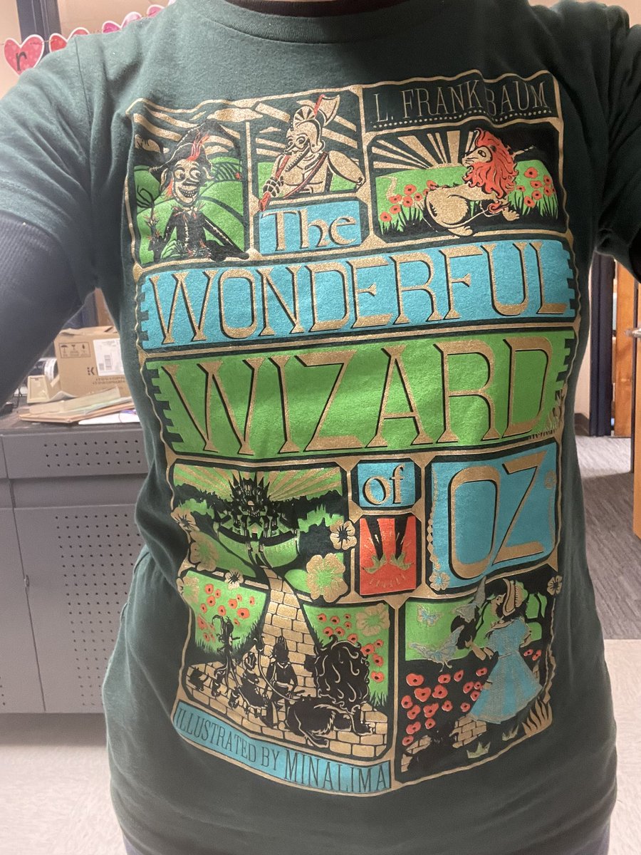 Confession: you cannot call yourself an elementary librarian if you don’t wear bookish shirts every chance you get. 🤓✨ Love this one, @OutofPrintTees! #librarians