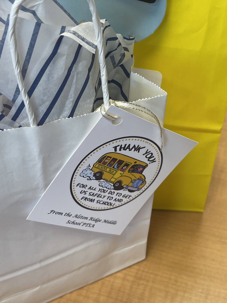 AlstonRidgeMS's tweet photo. 🎊It was a great week celebrating all our Wheel Warriors! So, thankful for all our Bus Drivers @WakeBus ~ Thank you @ARMS_PTSA for working to make this week so special! 🎊
#weARwarriors @WCPSS 💙⚔️💛@NorthwestWCPSS 🚌❤️💙💛💚 https://t.co/1W9tYxo2e8