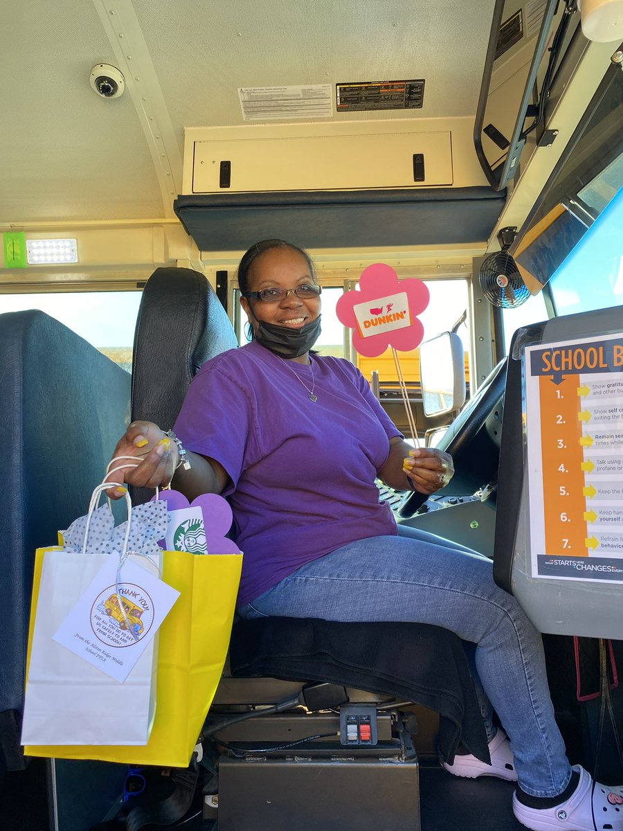 AlstonRidgeMS's tweet photo. 🎊It was a great week celebrating all our Wheel Warriors! So, thankful for all our Bus Drivers @WakeBus ~ Thank you @ARMS_PTSA for working to make this week so special! 🎊
#weARwarriors @WCPSS 💙⚔️💛@NorthwestWCPSS 🚌❤️💙💛💚 https://t.co/1W9tYxo2e8