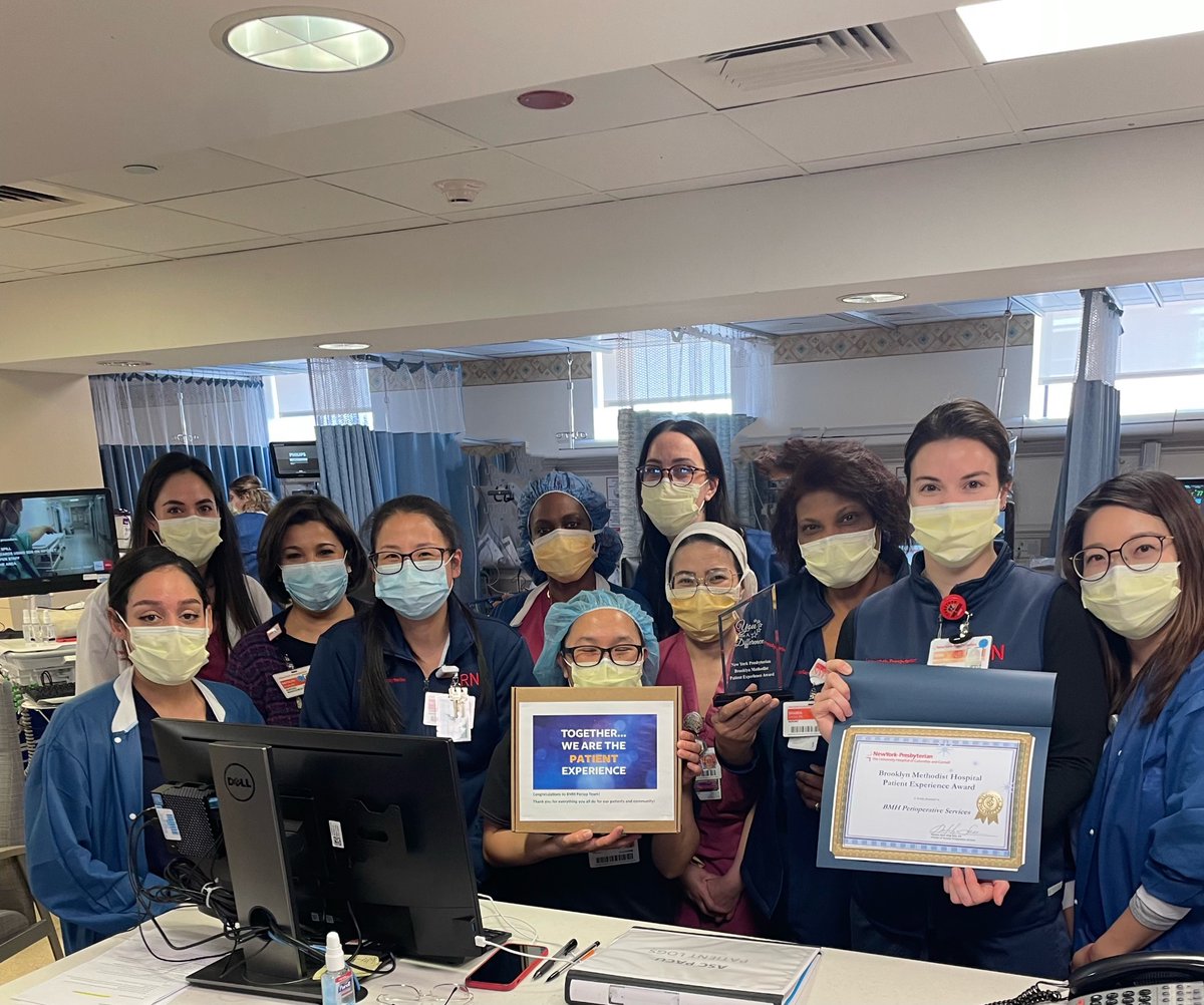 🎉 Congratulations to BMH Periop team for winning BMH Q4 PX Award🥇! BMH PX Committee and Q3 Winner CCH Endo team are excited to present this great team recognition! #Excellence #patientcenteredcare #leadPX @nas9096 @AnnalisseMahon  @LystraSwift @alanmlevin @nyphospital