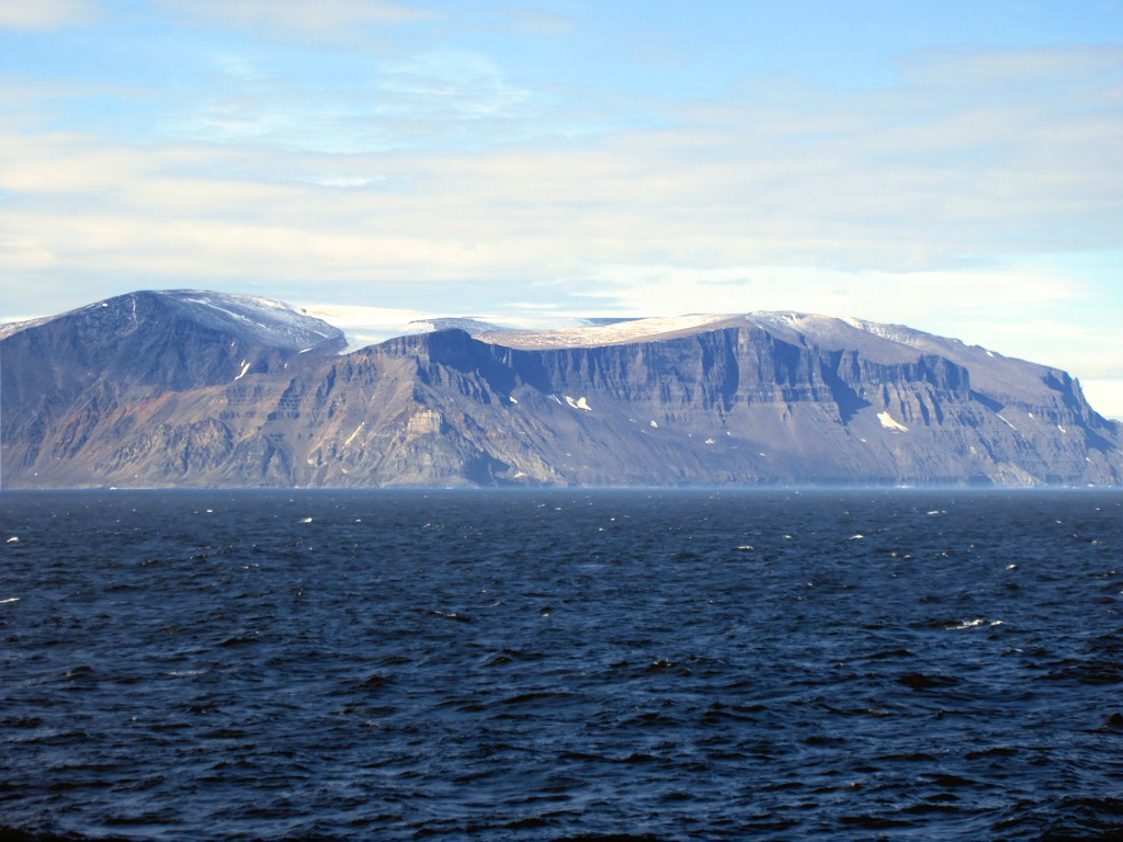 TravelStanley's tweet photo. During the Cold War from 1957 to 1989 a main communications hub of the Distant Early Warning Line or DEW Line was atop Cape Dyer on eastern Baffin Island, Canada. The long range radar there was intended to detect incoming Soviet bombers. #DEWLine #CapeDyer #BaffinIsland #Canada https://t.co/7T2d175Jn0