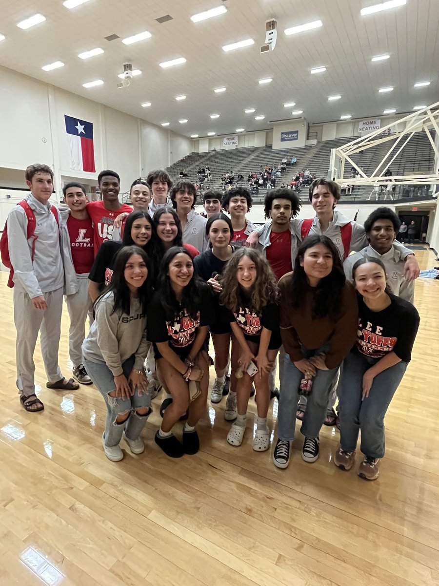 MrBowtie1982's tweet photo. HISTORY MADE! LEE boys beat Madison to reach the 6A knockout rounds. 1st time in the 66 year history of LEE that BOTH girls & boys basketball reached the tournament in same year! Edafe Nakpodia & Liam Rangel talk after the game. 

@NeisdAthletics @hoopinsider @Coach__Tap @LeeVolsHoops @LoPeoples @OzzieSaulmon @Dafe___ @LiamRangel2 @landonmetz14 @Dukzz9 @Rosie_Pastrano @debihernandez34 @sophialvarezz @LilahYanover26 @Savannahjoy1105 @audreyv0007 @VasquezKaelynn @danicabrera2006 @nenaalvarado_11 @leevolsbooster @LEEVolsFootball @LeeVolsBaseball @DannyKloza @LeeVolsSoftball @SoccerVols @LEEVOLSSOCCER @ray_zepeda1 @mrpricectj @Tabchoops