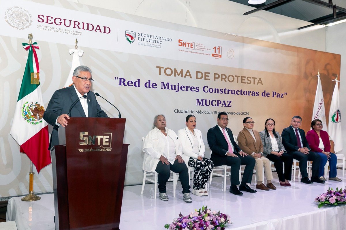 A erradicar violencia contra mujeres, llama el Mtro. Alfonso Cepeda Salas, líder del #SNTE 📚 en la toma de protesta de la Red de Mujeres Trabajadoras de la Educación @secc11cdmx integrada a la #MUCPAZ 👉En la ceremonia participó @rosaicela_ @SSPCMexico snte.org.mx/blog/comunicad…