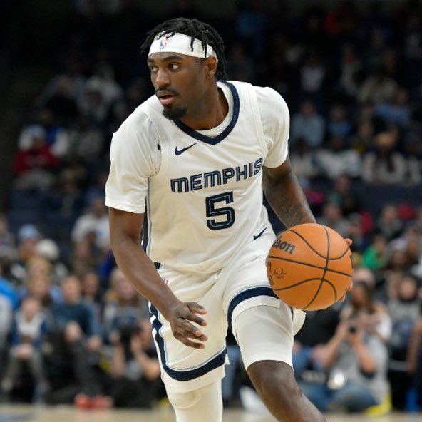 CREAMYCOLE's tweet photo. Vince Williams Jr (L10 games)

▪️15.1 PPG
▪️6.4 RPG
▪️5.5 APG
▪️1.8 stocks
▪️47 FG%
▪️79 FT%

Now he’ll represent the Memphis Grizzlies in the Rising Star game. I’m so proud🫡 https://t.co/NH2uijEYN0