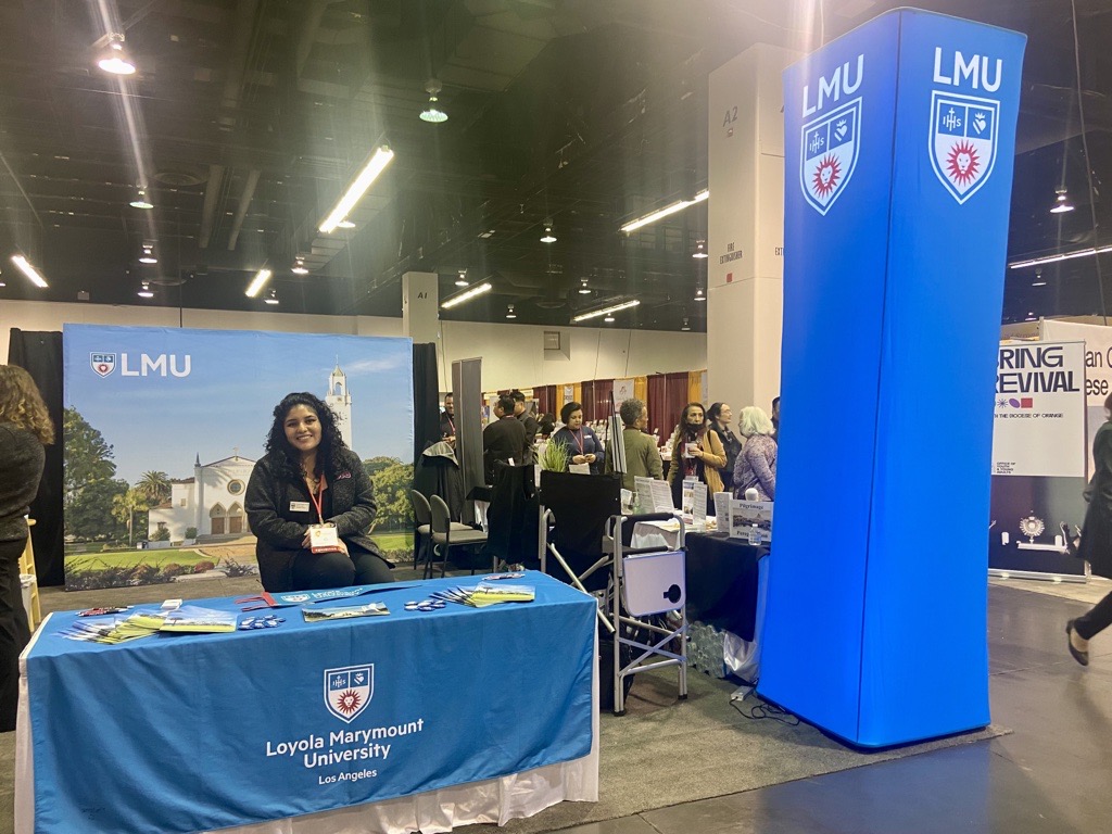 LoyolaMarymount's tweet photo. LMU is proud to sponsor this year's Religious Education Congress, the largest annual gathering of Catholics in the U.S. Please stop by our booth, snap a photo, and say hi this weekend! #RECongress 

Learn more about our sponsorship: https://t.co/noMd3HafUY

#LMUignite https://t.co/JeGGZ3SJwK