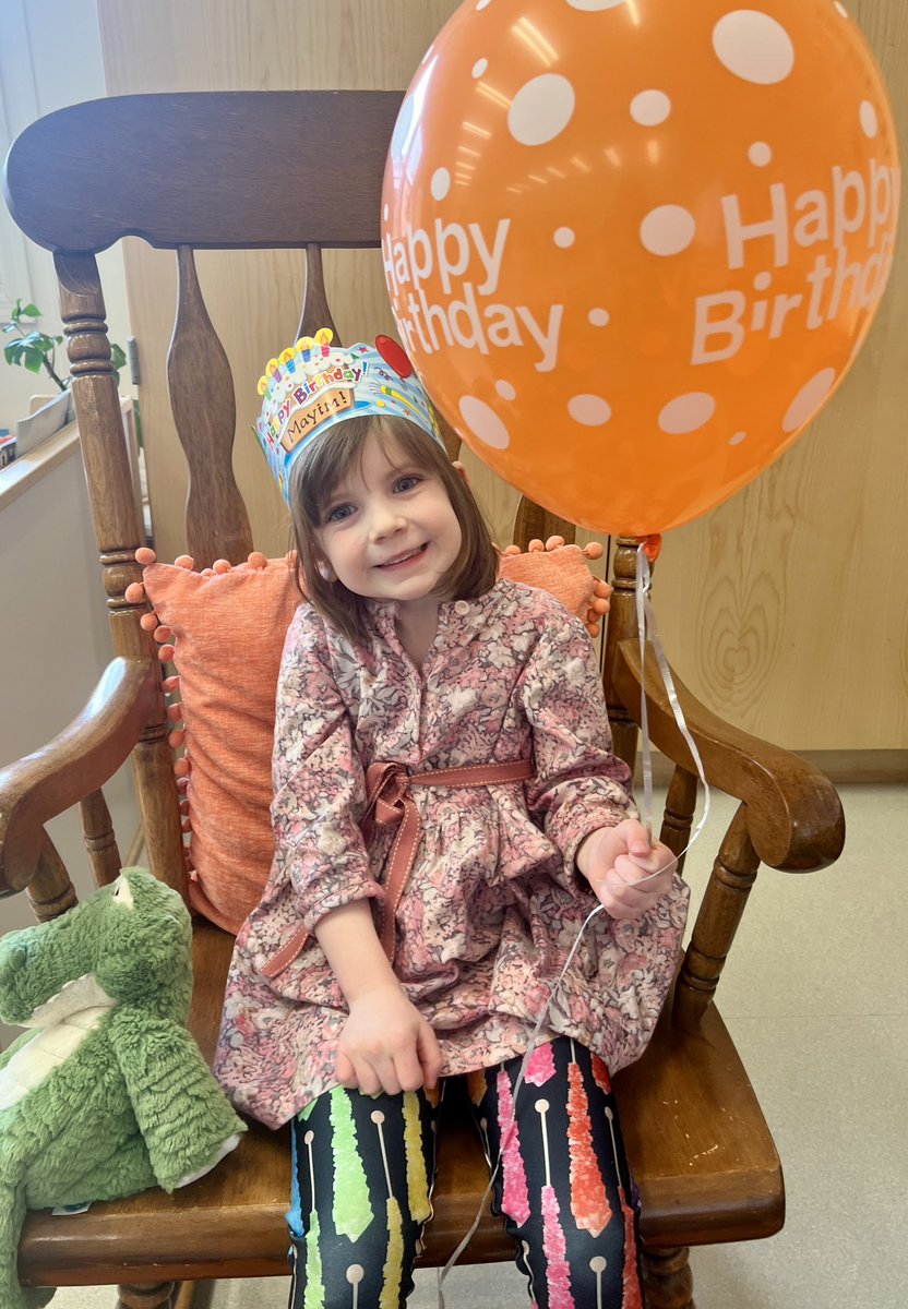 TGPeeches's tweet photo. Wishing this cutie a very happy 5th birthday! So happy we were able to celebrate you yesterday and we loved having your mom read to us! 🧡 #thisisfive #PMPeeches @Dr_BethHoffman https://t.co/e9HhJVEu3M