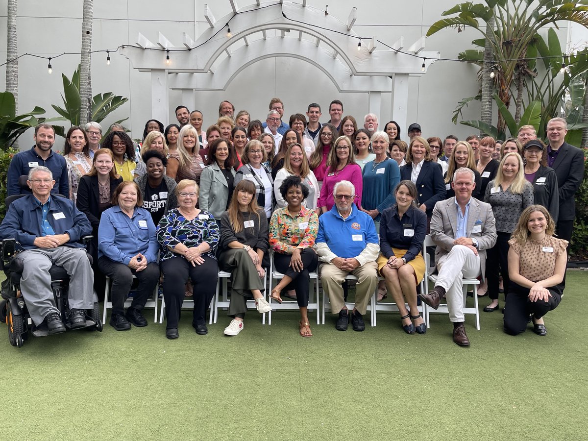 SaraTampa's tweet image. I was honored to spend the morning with people who believe in the possible. Thanks for putting the &quot;fun&quot; in &quot;fundraising&quot; @DebraMJacobs  @_billstan @IUPhilanthropy @ThePattersonFdn #thrivability #FDF
