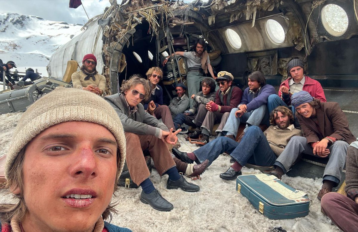 stinkykeery's tweet photo. Abro hilo de chicos del cast q están infravalorados🌟🌟🌟 https://t.co/N2SJuwRF2M