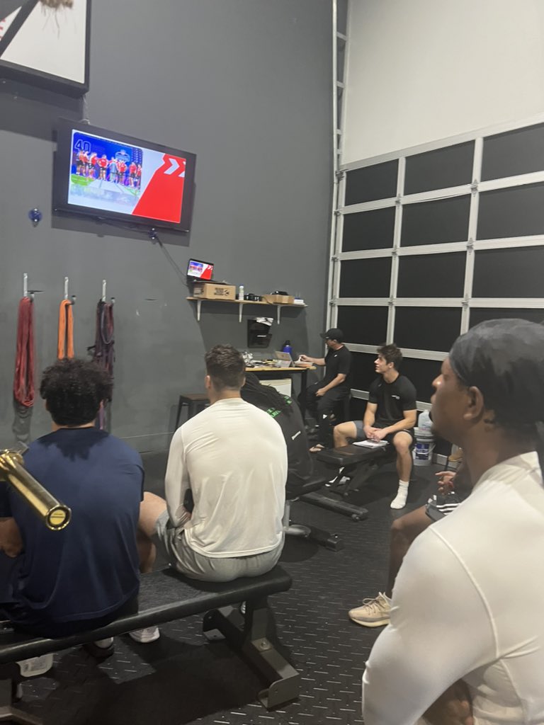 From the west coast of Florida, to the east coast! Thank you <a href="/MattGates_XPE/">Matt Gates</a> <a href="/Tony_Villani_/">Tony Villani</a> #XPE for having me speak to the men! <a href="/NFLPA/">NFLPA</a>