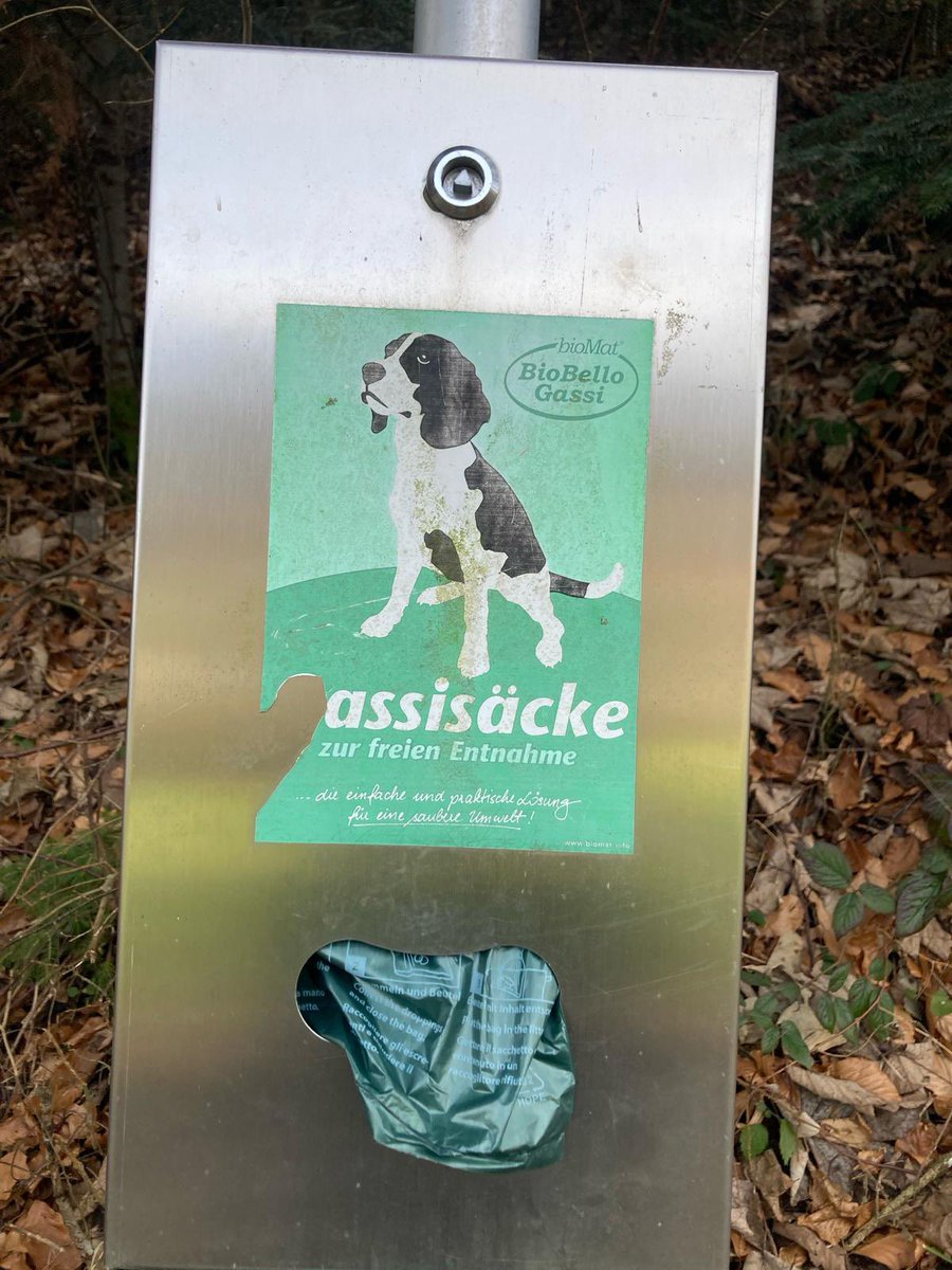 Gassi gehen war mal.
Heute geht man Assi.