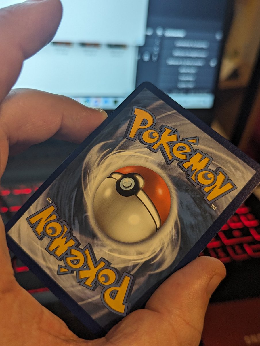 On est 8000 sur ce compte 😱🎉
👉et 2000 sur youtube 🎉
Alors je vous fais un cadeau concours.
👉Une CARTE POKEMON (authentique) Bruyverne 196/203
👉Pour tenter votre chance, follow <a href="/GyoJvfr/">Gyo</a> et RT 
👉2 fois plus de chance pour ceux aussi abonné a youtube com/GyoXP

TAS le 23/02