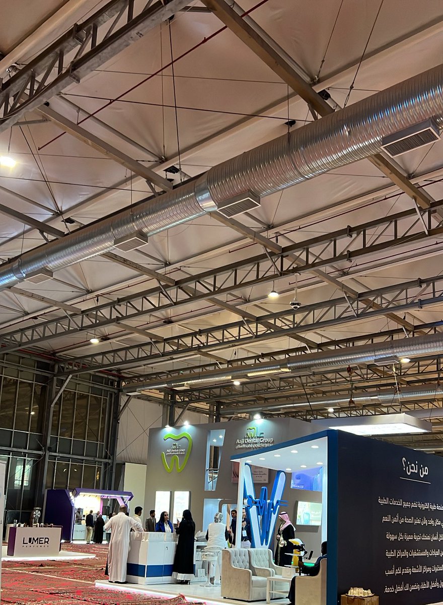 المؤتمر والمعرض الدولي لطب وجراحة التجميل سعدنا بحضور محاضرة للدكتور <a href="/DrAliRobaian/">د.علي الربيعان</a>
بعنوان:  Veneers or fillers? Which goes first
محاضرة مثرية جدًا خصوصًا اهمية تواصل طبيب الجلدية او التجميل مع طبيب الاسنان قبل عمل العلاجات الجمالية شكرا د.علي
<a href="/Kruee90/">Almukhalfi</a> <a href="/XIMFMD/">فهد القحطاني</a> <a href="/malbejede/">mohaned</a>