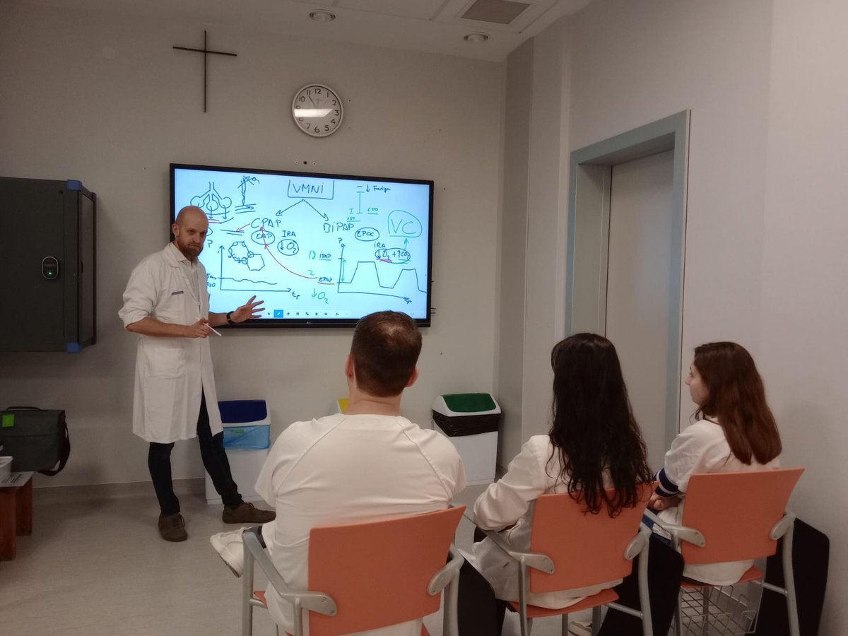 Hoy 2ª parte con nuevos talleres.

El curso de urgencias médicas con simulación clínica UCH CEU sigue avanzando!.

!Mañana aún les espera lo mejor! 

<a href="/uchceu/">Universidad CEU UCH</a> <a href="/AtienzarNieves/">Nieves Atienzar</a> <a href="/clarapiqueres/">Clari</a> <a href="/EstherSalt/">Esther Salt Company</a>