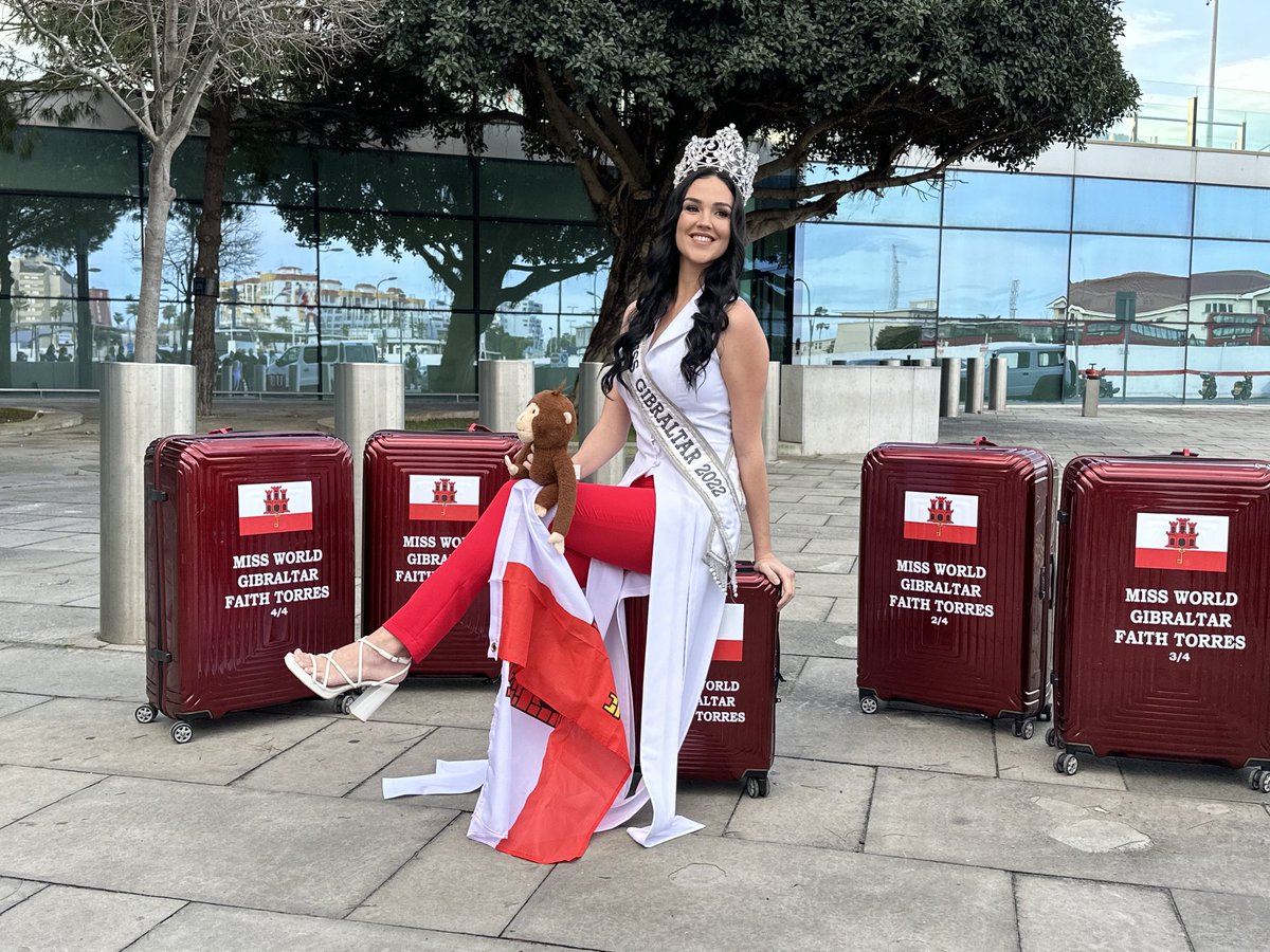 Miss_Gib's tweet photo. My youngest ocean ambassadors came to see me off ❤️🇬🇮 ⁦@MissWorldLtd⁩ https://t.co/bxTVZrhlSi