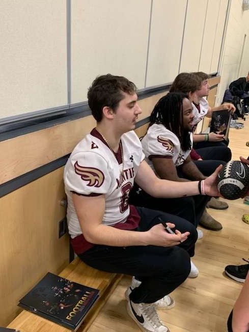Members of our Mounties Football team stopped by Maplehurst Middle School today to teach some football skills and spend some time with the students. Thanks @MaplehurstMS for having us! #MountiesFootball #MountiePride