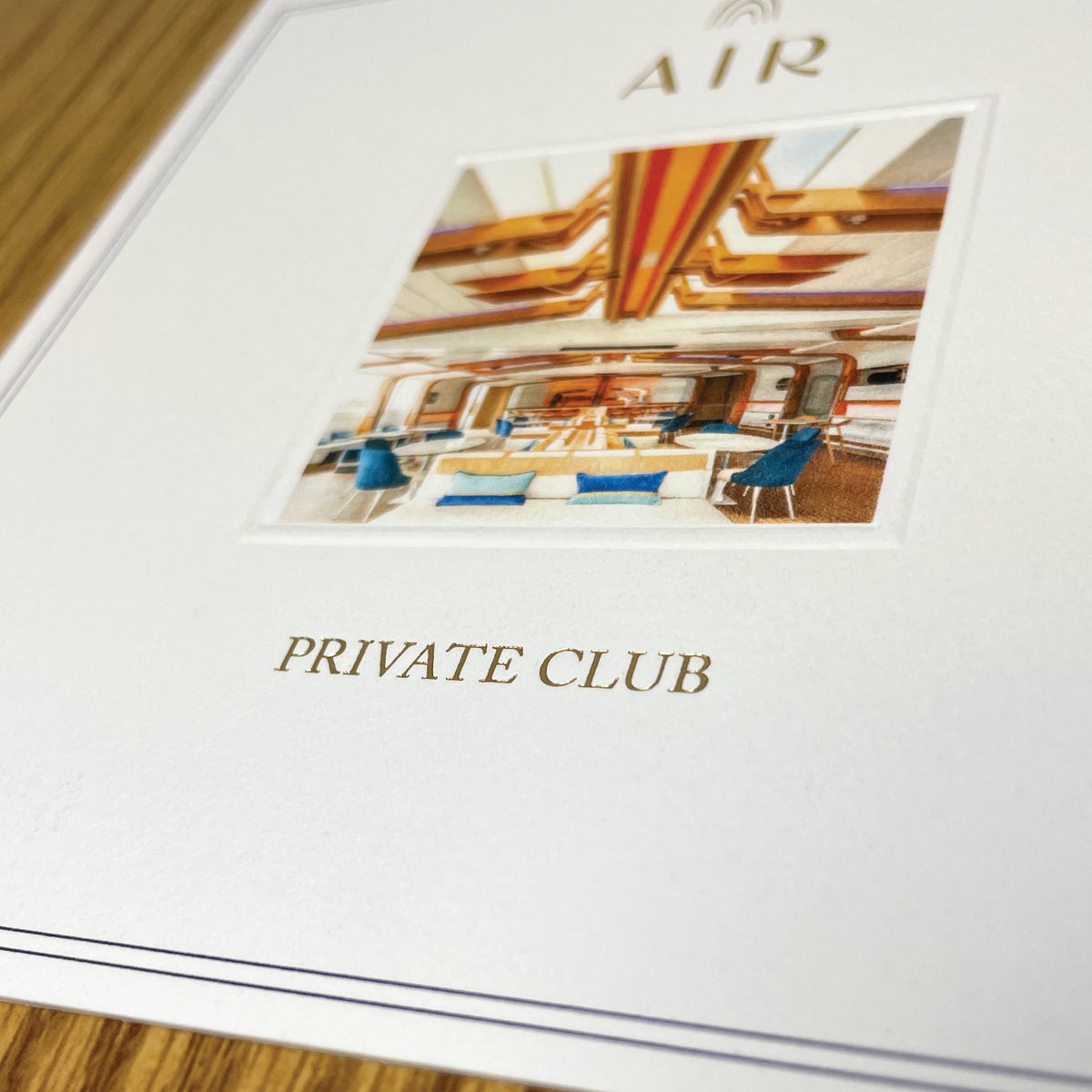 LifeInColors_'s tweet image. 👏 Elevate your invitations with timeless elegance! 📷🎆Dive into luxury with our latest creation featuring 130lb Classic Crest Solar White paper, an embossed frame, and a touch of gold foil on the logo. 🌠 Each detail is crafted in our print shop to make your event truly special