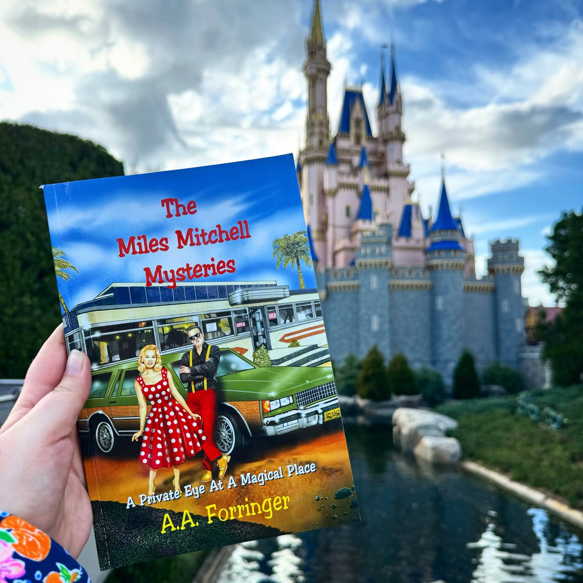 BookOfTheMouse's tweet photo. In the fictional world of “The Miles Mitchell Mysteries” there’s a private investigator who resides just beyond the Magic Kingdom in Kissimmee 👀

Learn more on our latest episode and author interview - available now! https://t.co/QOWV4tAzIG
