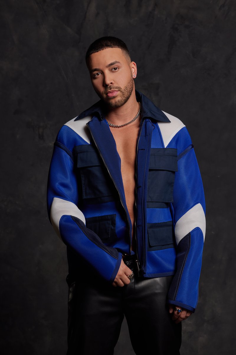 pandoramusic's tweet photo. It's all about communication as @PrinceRoyce hosts the Takeover on El Pulso 🗣️ Tap in to hear exclusive commentary about his new album, 'LLAMADA PERDIDA'!

Listen now: https://t.co/hFeDrdV5MX https://t.co/NkWytLoGS5