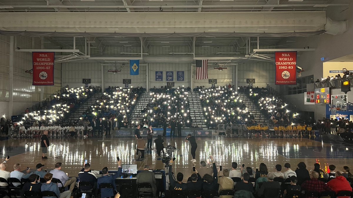 BayardLaw's tweet photo. Bayard’s Family Law Group helped shine light 💡on mental health and suicide prevention at the SL24 Unlocke the Light Memorial Classic.  https://t.co/HkYkHUGCZE #SL24 #UnlockeTheLight #MentalHealthAwareness https://t.co/AKcZvR5oKB