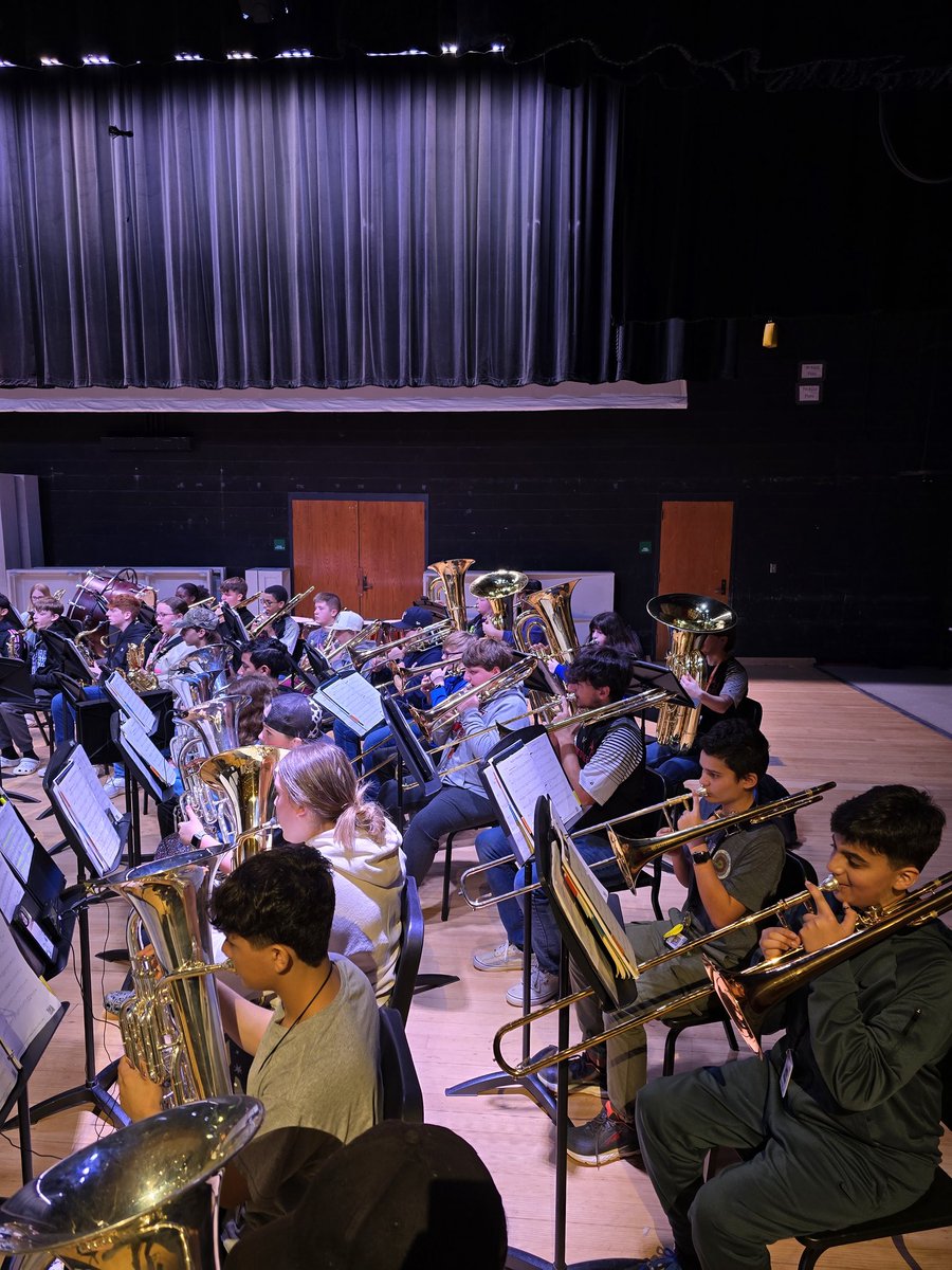 SteamGDDSBand's tweet photo. Honors band had so much fun playing with the BHS Wind Ensemble! https://t.co/ZtYoBGB653