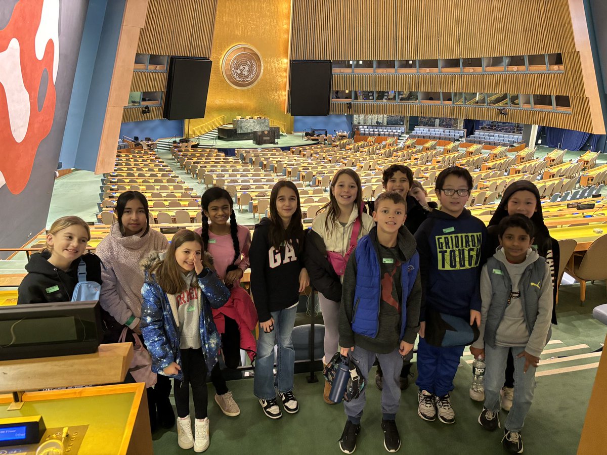 BrownPocoBlue's tweet photo. Our 5th grade had an amazing time down at the United Nations this week! What an incredible learning experience! https://t.co/WlptUDyVyV