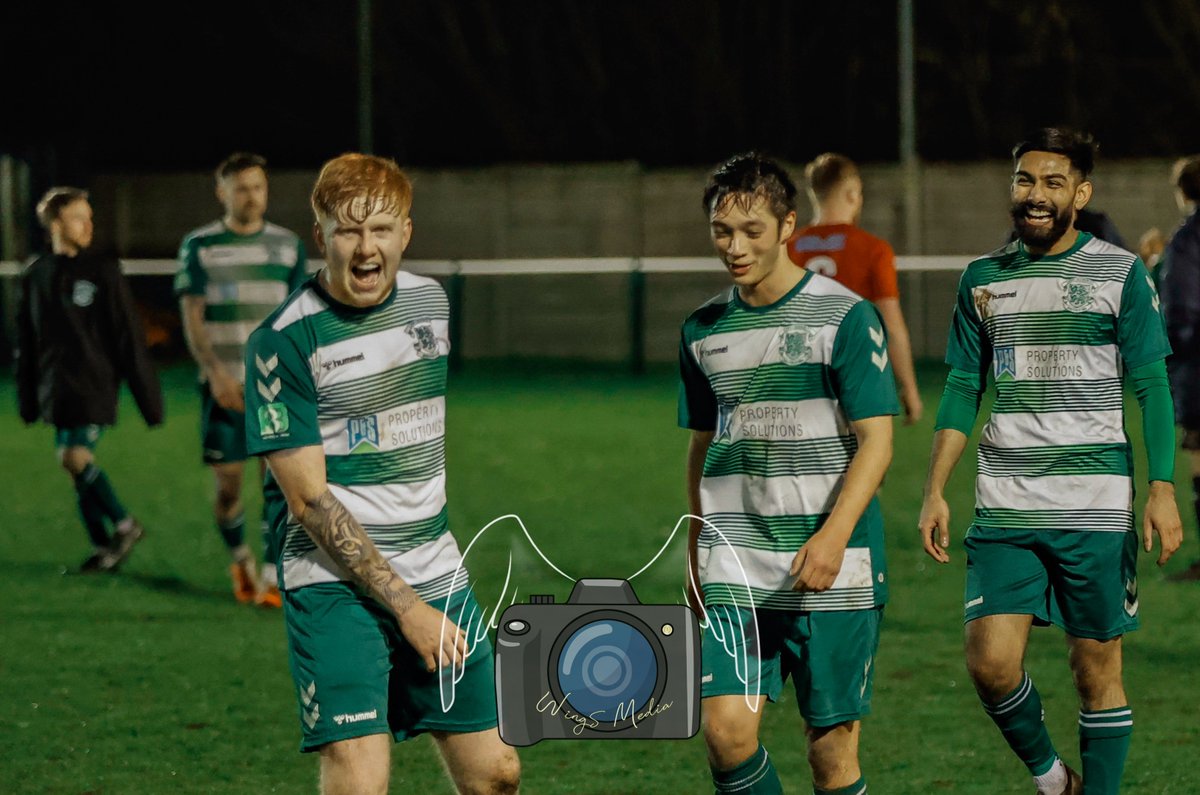 Wingsmedia.co.uk

Tuesday night under the lights saw <a href="/LongCrendonFC/">Long Crendon FC</a> secure back to back wins for the first time since September! 
<a href="/HellenicLeague/">Hellenic League</a> <a href="/ShortwoodUtdFC/">Shortwood Utd FC</a>