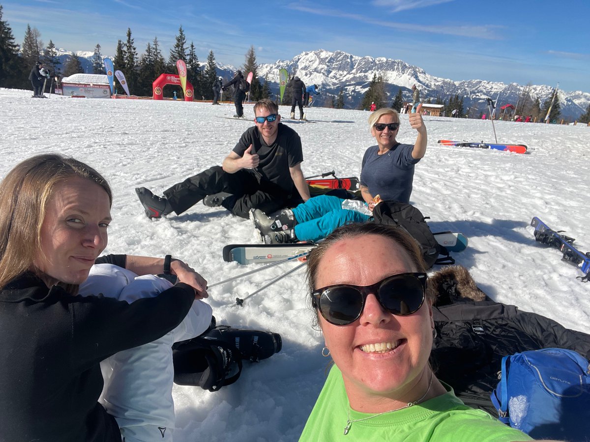 Oathalltrips's tweet photo. ❄️⛷🙌😊 https://t.co/biQPjP2LQm